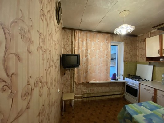 Продам однокомнатную (1-комн.) квартиру, Сафиуллина ул, 18, Казань г