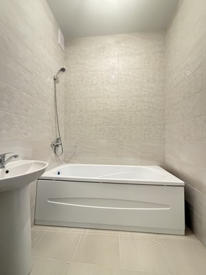 Продам двухкомнатную (2-комн.) квартиру, Тлостанова ул, 20, Нальчик г