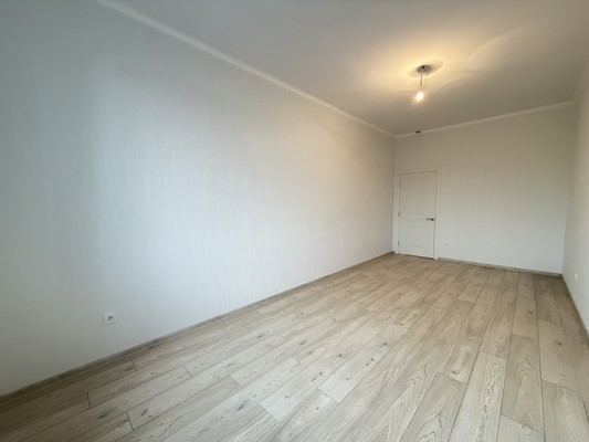Продам трехкомнатную (3-комн.) квартиру, Тлостанова ул, 18, Нальчик г