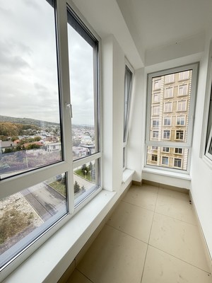 Продам трехкомнатную (3-комн.) квартиру, Тлостанова ул, 18, Нальчик г