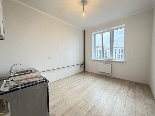 Продам трехкомнатную (3-комн.) квартиру, Тлостанова ул, 18, Нальчик г