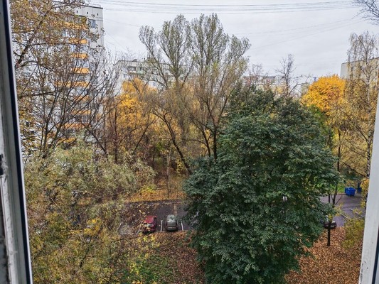 Продам однокомнатную (1-комн.) квартиру, Болотниковская ул, 42к3, Москва г
