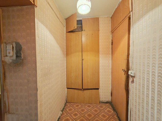 Продам однокомнатную (1-комн.) квартиру, Болотниковская ул, 42к3, Москва г