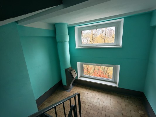 Продам однокомнатную (1-комн.) квартиру, Болотниковская ул, 42к3, Москва г