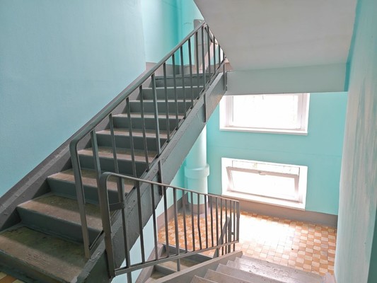 Продам однокомнатную (1-комн.) квартиру, Болотниковская ул, 42к3, Москва г