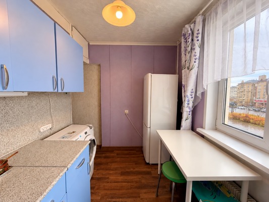 Продам однокомнатную (1-комн.) квартиру, им А.Маркова мкр, 2, Дмитров г