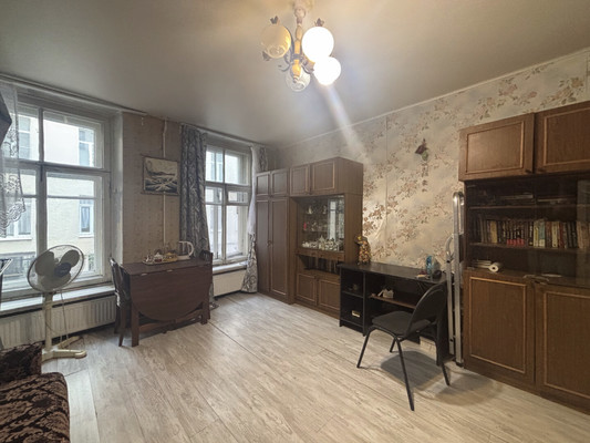 Продам комнату в 5-комн. квартире, Казанская ул, 42а, Санкт-Петербург г