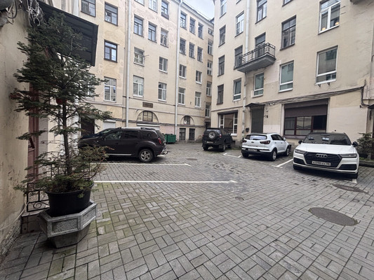 Продам комнату в 5-комн. квартире, Казанская ул, 42а, Санкт-Петербург г