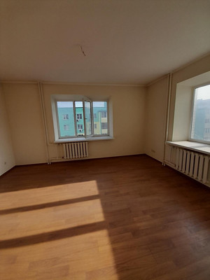 Продам двухкомнатную (2-комн.) квартиру, 2-я Краснодарская ул, 143/2, Ростов-на-Дону г