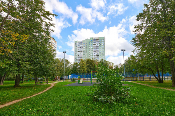 Продам однокомнатную (1-комн.) квартиру, Ферганский проезд, 11к2, Москва г
