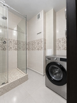 Продам трехкомнатную (3-комн.) квартиру, Петровский б-р, 11к2, Мурино п