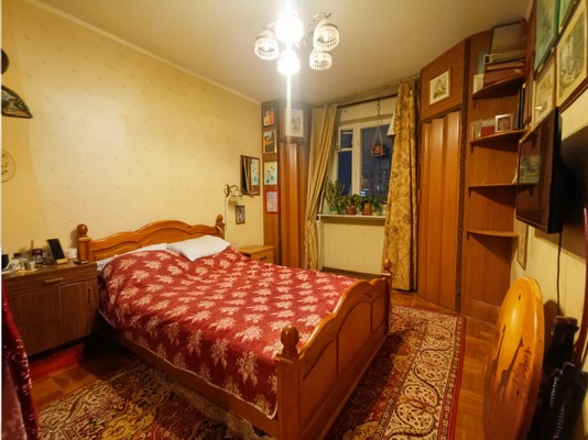Продам трехкомнатную (3-комн.) квартиру, Вернадского пр-кт, 97, Москва г