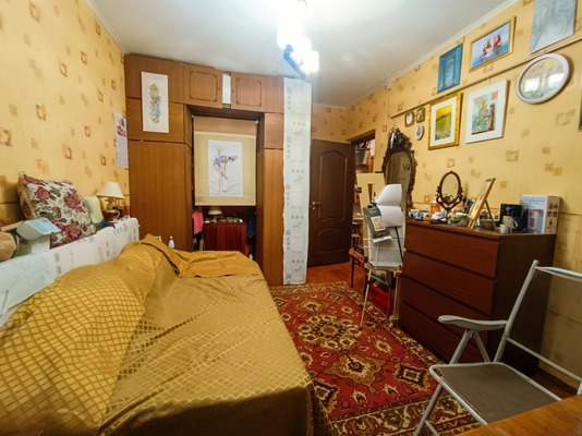 Продам трехкомнатную (3-комн.) квартиру, Вернадского пр-кт, 97, Москва г