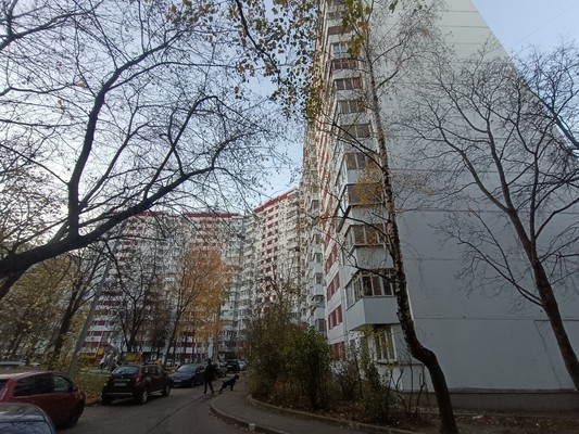 Продам трехкомнатную (3-комн.) квартиру, Вернадского пр-кт, 97, Москва г