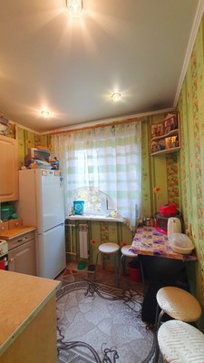 Продам двухкомнатную (2-комн.) квартиру, Циолковского ул, 10к1, Липецк г