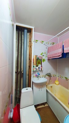 Продам двухкомнатную (2-комн.) квартиру, Циолковского ул, 10к1, Липецк г