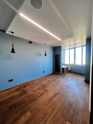 Продам трехкомнатную (3-комн.) квартиру, Реутовских ополченцев ул, 4, Реутов г