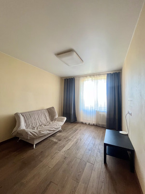 Продам трехкомнатную (3-комн.) квартиру, Реутовских ополченцев ул, 4, Реутов г