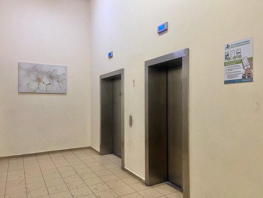 Продам трехкомнатную (3-комн.) квартиру, Реутовских ополченцев ул, 4, Реутов г