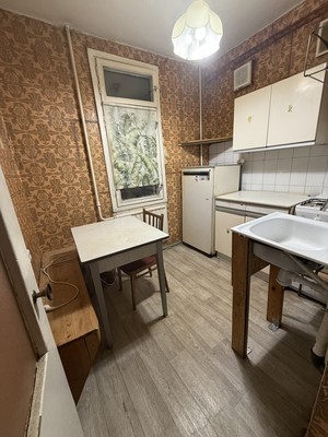 Продам трехкомнатную (3-комн.) квартиру, Костюшко ул, 60, Санкт-Петербург г