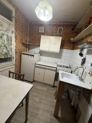 Продам трехкомнатную (3-комн.) квартиру, Костюшко ул, 60, Санкт-Петербург г
