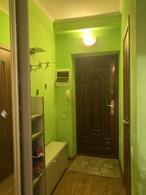 Продам трехкомнатную (3-комн.) квартиру, 2-я Краснодарская ул, 72, Ростов-на-Дону г