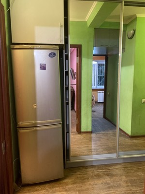 Продам трехкомнатную (3-комн.) квартиру, 2-я Краснодарская ул, 72, Ростов-на-Дону г