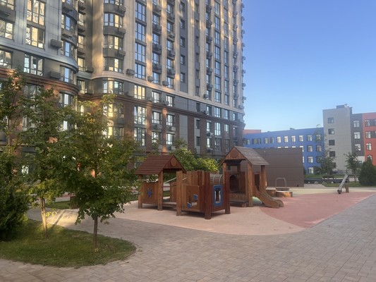 Продам двухкомнатную (2-комн.) квартиру, Бориса Слюсаря ул, 23кс1, Ростов-на-Дону г