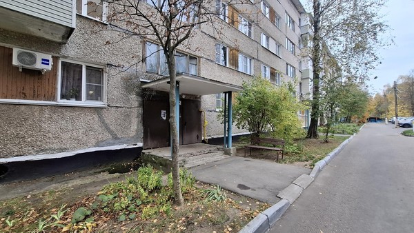 Продам трехкомнатную (3-комн.) квартиру, Андропова ул, 19, Ступино г