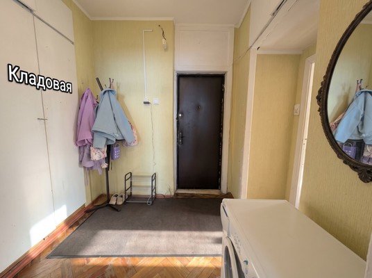 Продам однокомнатную (1-комн.) квартиру, Троицкий б-р, 15, Троицк г