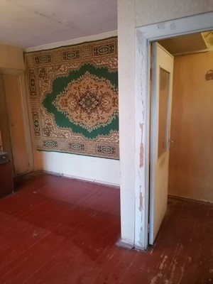 Продам двухкомнатную (2-комн.) квартиру, Комсомольская ул, 10, Октябрьский рп
