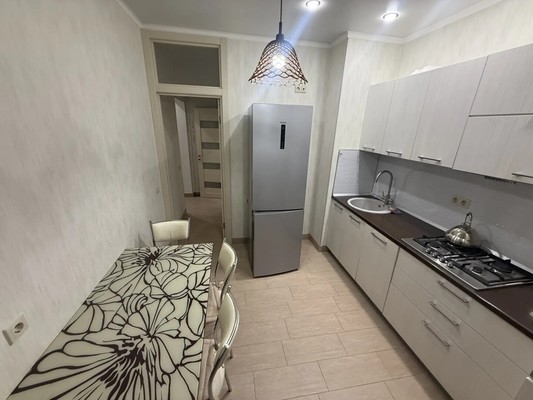 Продам однокомнатную (1-комн.) квартиру, Южная ул, 25, Новороссийск г