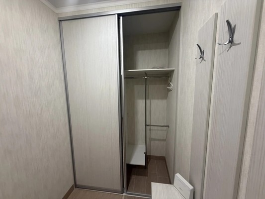 Продам однокомнатную (1-комн.) квартиру, Южная ул, 25, Новороссийск г