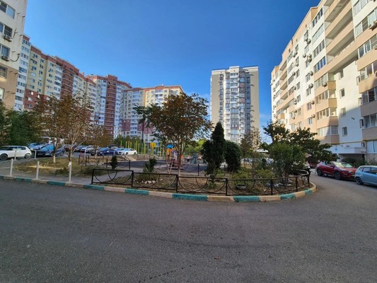 Продам однокомнатную (1-комн.) квартиру, Южная ул, 25, Новороссийск г