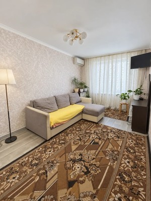 Продам двухкомнатную (2-комн.) квартиру, Криворожская ул, 61, Ростов-на-Дону г