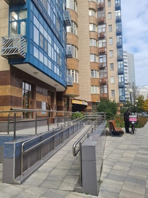 Продам однокомнатную (1-комн.) квартиру, Ленинский пр-кт, 105к1, Москва г