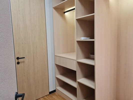 Продам однокомнатную (1-комн.) квартиру, Ленинский пр-кт, 105к1, Москва г