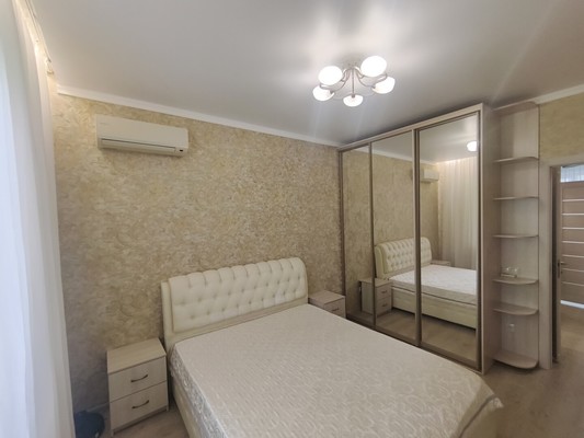 Продам двухкомнатную (2-комн.) квартиру, Еременко ул, 101, Ростов-на-Дону г