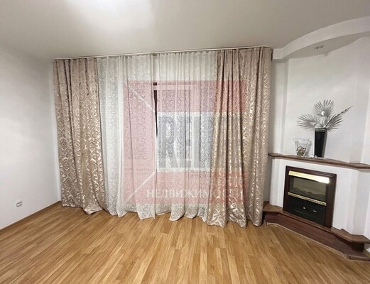 Продам многокомнатную квартиру, Гайдара ул, 125, Калининград г