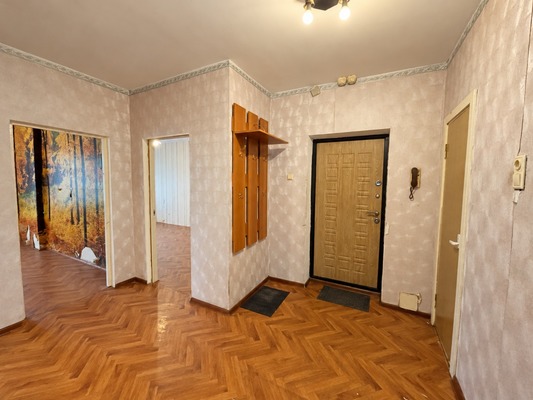 Продам трехкомнатную (3-комн.) квартиру, Авиационная ул, 66, Москва г