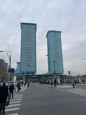 Продам трехкомнатную (3-комн.) квартиру, Авиационная ул, 66, Москва г