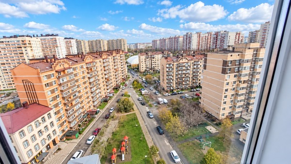 Продам двухкомнатную (2-комн.) квартиру, Восточно-Кругликовская ул, 76/4, Краснодар г