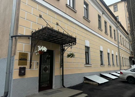 Продам коммерческое помещение 211,2 м2, Тверская ул, 12 7, Москва г