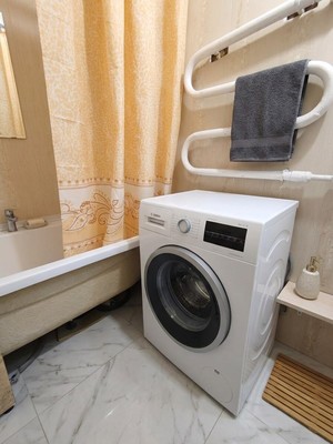 Продам двухкомнатную (2-комн.) квартиру, Южный пер, 1, Хотьково г