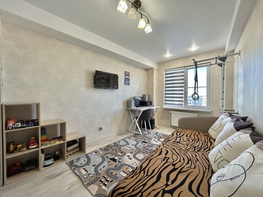 Продам трехкомнатную (3-комн.) квартиру, Генерала Глазунова ул, 6, Пенза г