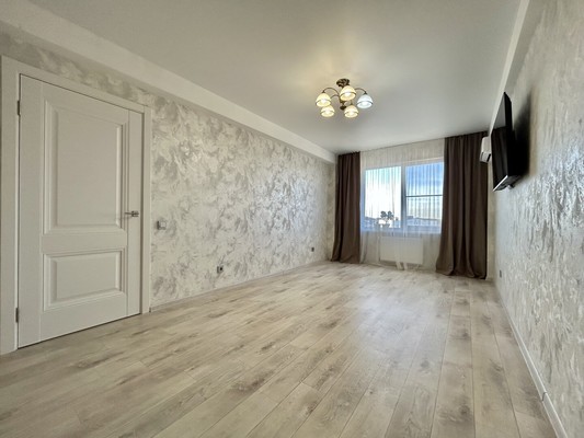 Продам трехкомнатную (3-комн.) квартиру, Генерала Глазунова ул, 6, Пенза г