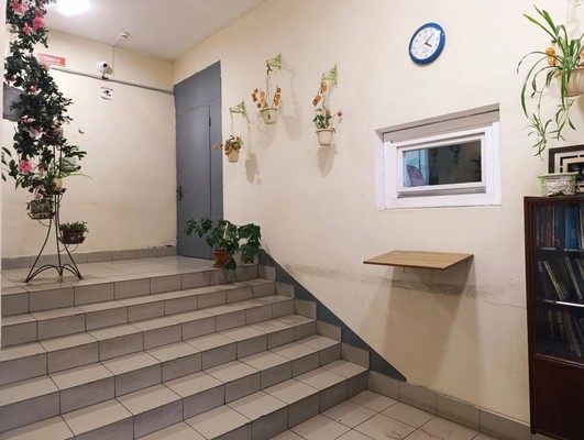 Продам двухкомнатную (2-комн.) квартиру, Большая Академическая ул, 77к2, Москва г