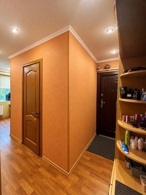Продам двухкомнатную (2-комн.) квартиру, Мира пр-кт, 365а, Южно-Сахалинск г