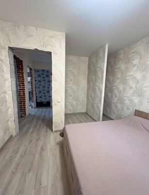 Продам двухкомнатную (2-комн.) квартиру, Западный квартал (Купелинка мкр) ул, 7к1, Сапроново д
