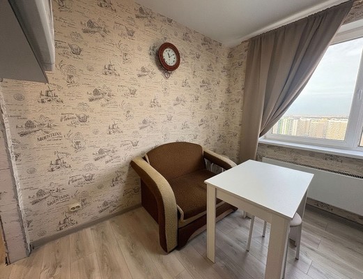 Продам двухкомнатную (2-комн.) квартиру, Западный квартал (Купелинка мкр) ул, 7к1, Сапроново д